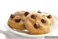 Four Ingredient Peanut Butter Chocolate Dream Cookies