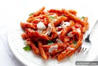 Effortless Roasted Red Pepper Pasta