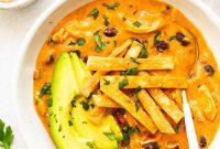 Creamy Cheesy Chicken Enchilada Soup