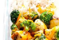 Creamy Cheesy Chicken, Broccoli and Rice Meal Prep Bowls