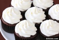 Velvet White Chocolate Mocha Cupcakes