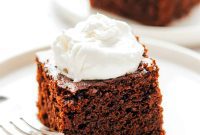 Warm Spiced Molasses Gingerbread