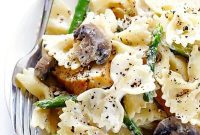 Savory Chicken and Goat Cheese Pasta with Asparagus and Mushrooms