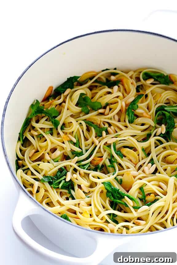 Delicious Linguine with Arugula, Garlic, and Parmesan – a quick and easy weeknight meal