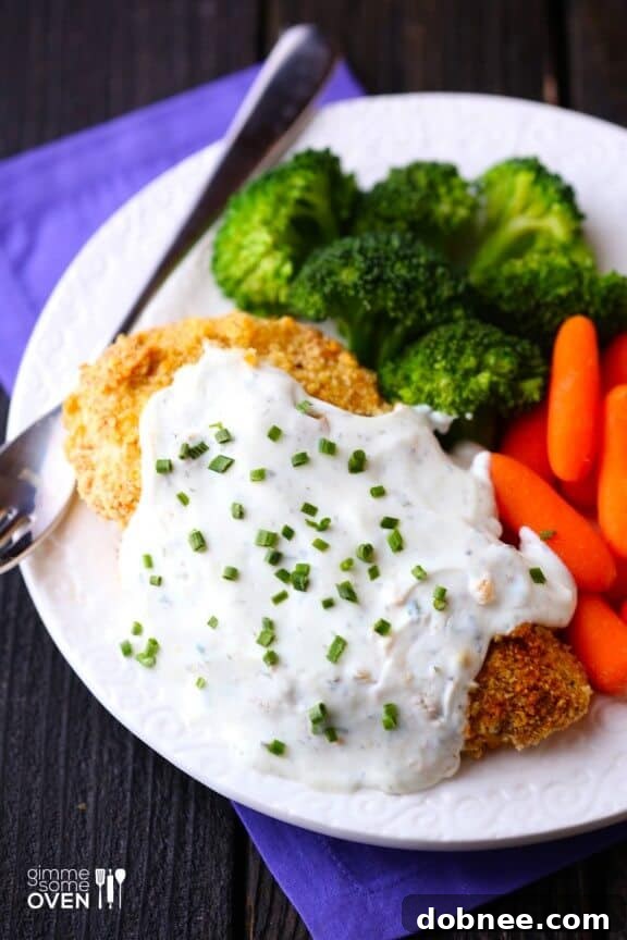 Healthier Crispy Baked Chicken with Greek Yogurt Ranch Sauce | gimmesomeoven.com