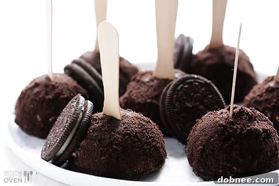 Delicious Oreo Ice Cream Truffles, a perfect summer dessert