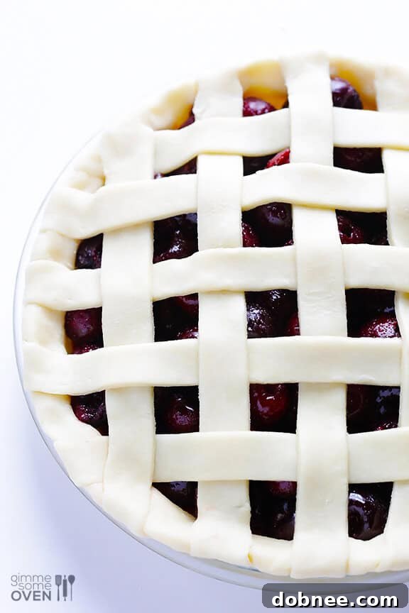 Step-by-Step Guide to Crafting a Perfect Lattice Pie Crust