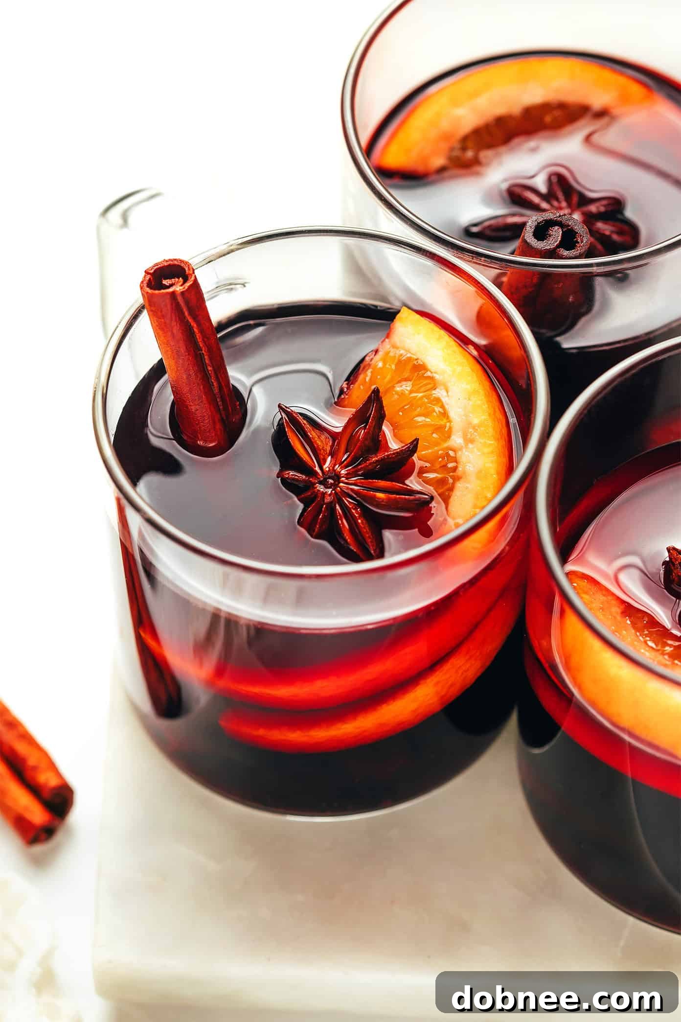 Classic Mulled Wine Recipe in Mugs - Perfect for Holiday Entertaining