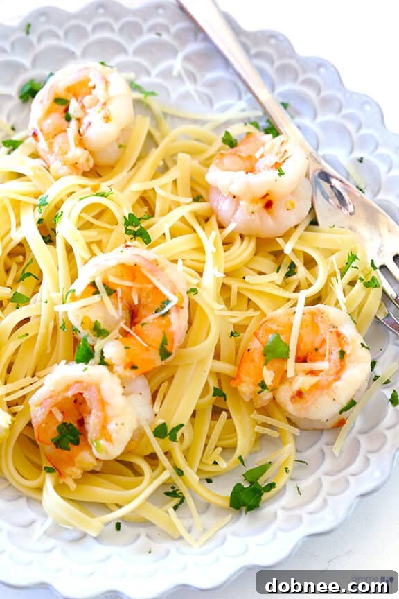 Healthy Lemon Garlic Shrimp Scampi on Pasta