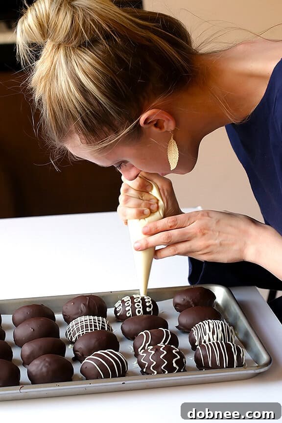 4-Ingredient Easter Egg Oreo Truffles | gimmesomeoven.com 4-Ingredient Easter Egg Oreo Truffles | gimmesomeoven.com