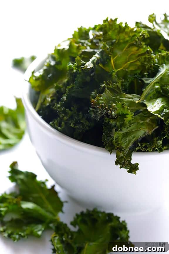 Sea Salt and Vinegar Kale Chips | gimmesomeoven.com #vegan #glutenfree