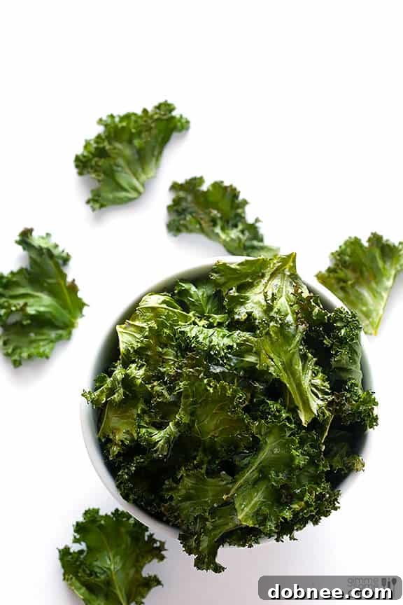 Sea Salt and Vinegar Kale Chips | gimmesomeoven.com #vegan #glutenfree