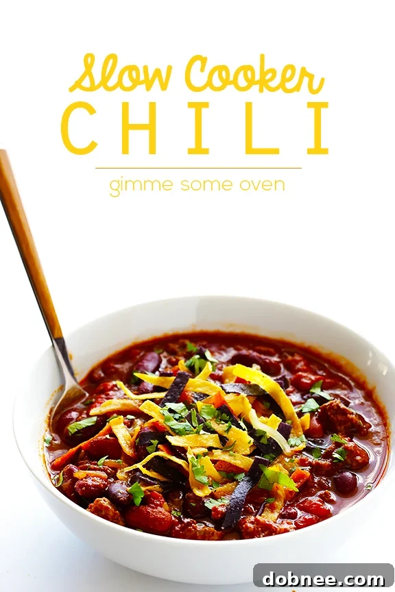 Classic Slow Cooker Chili -- super easy to make, and SO GOOD! | gimmesomeoven.com #soup #fall #gameday