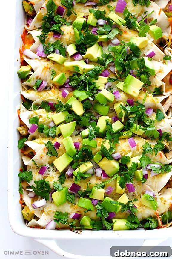 Turkey Enchiladas Recipe | gimmesomeoven.com #thanksgiving