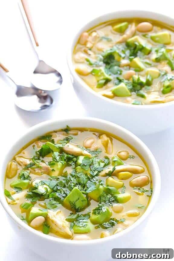 Simple and Flavorful 5-Ingredient Easy White Chicken Chili recipe from Gimme Some Oven