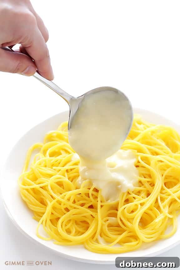 Gluten-Free Alfredo Sauce -- ready to go in 15 minutes, made with easy everyday ingredients, and so good! | gimmesomeoven.com #glutenfree #gf