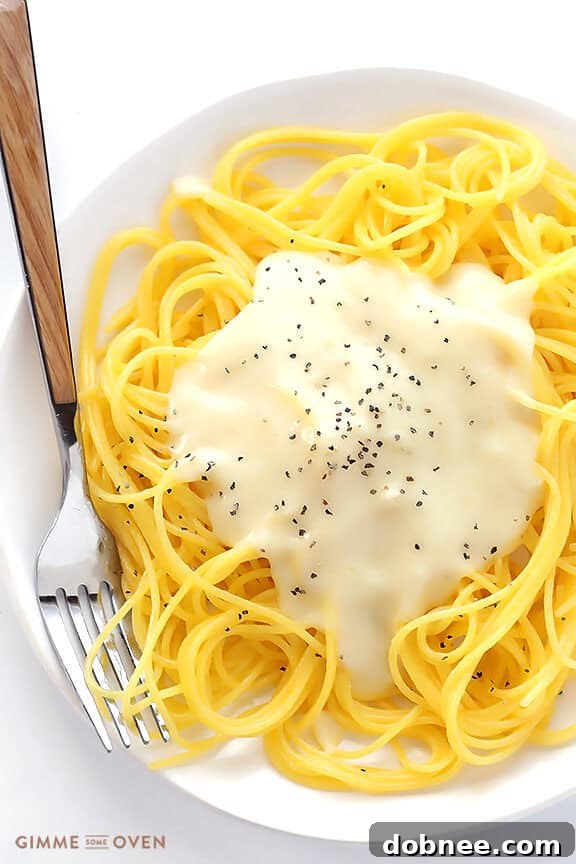 Gluten-Free Alfredo Sauce -- ready to go in 15 minutes, made with easy everyday ingredients, and so good! | gimmesomeoven.com #glutenfree #gf