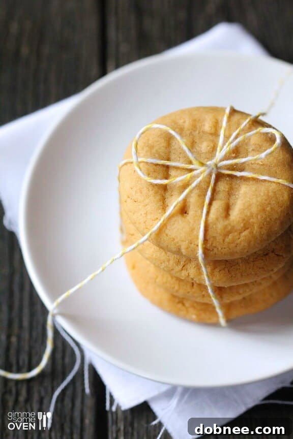 3-Ingredient Peanut Butter Cookies | gimmesomeoven.com