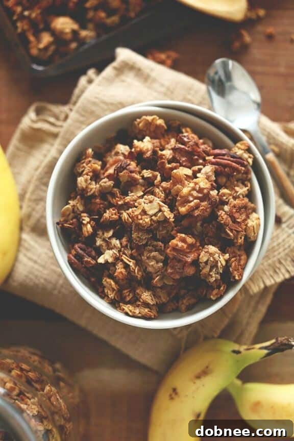 Banana Bread Granola | minimalistbaker.com