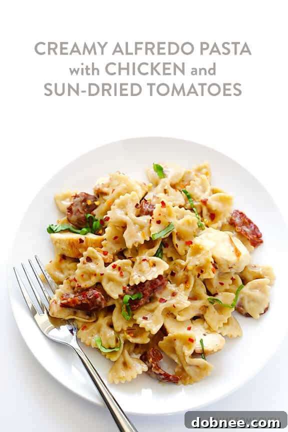 A final close-up of the Creamy Pasta with Chicken & Sun-Dried Tomatoes, ready to be enjoyed