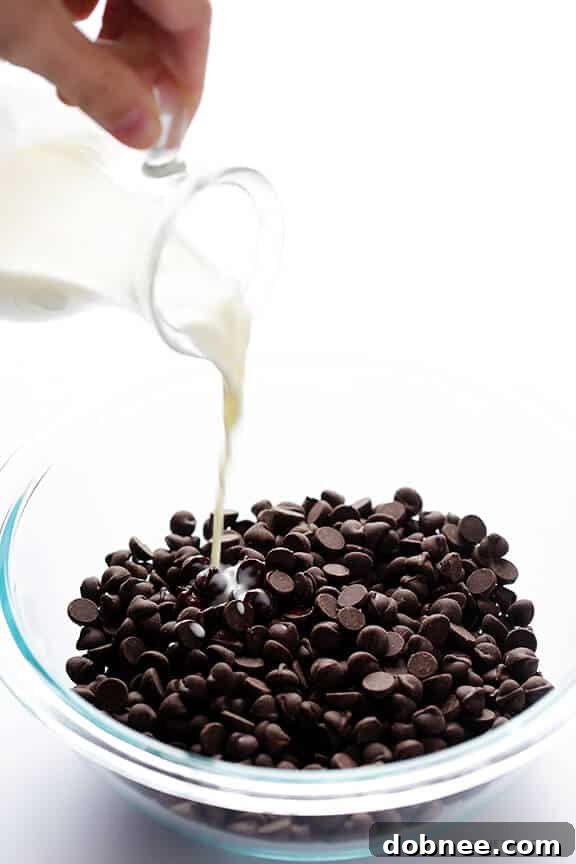 5-Ingredient Whiskey Chocolate Truffles | gimmesomeoven.com