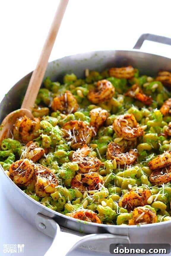 Asparagus Spinach Pesto Pasta with Blackened Shrimp | gimmesomeoven.com