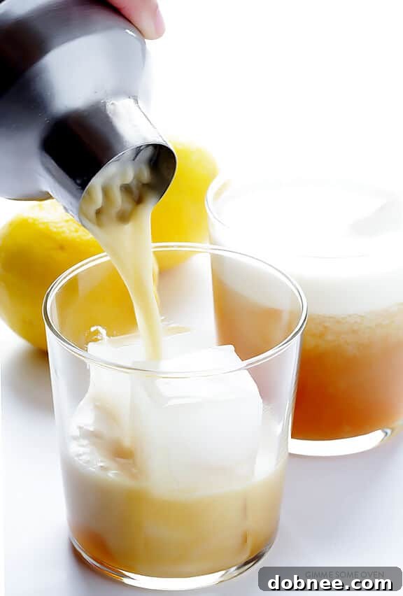 Golden Maple Sour 5 Maple Whiskey Sour -- naturally sweetened, and so refreshing! | gimmesomeoven.com