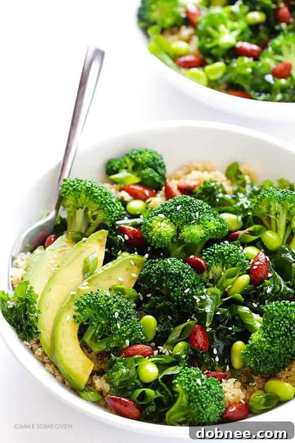 Easy Superfood Quinoa Bowl -- full of delicious superfoods, and topped with almonds and a sesame vinaigrette | gimmesomeoven.com