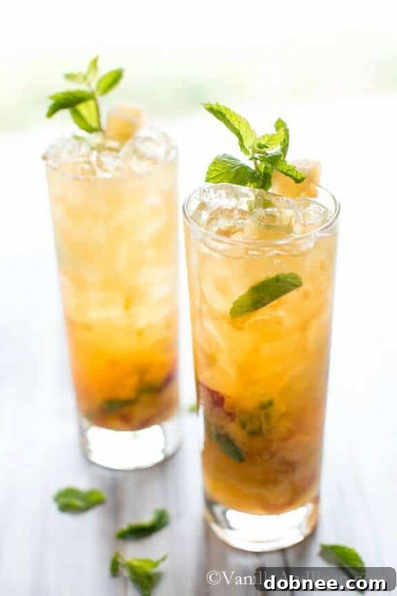 Bourbon Peach Smash | vanillaandbean.com
