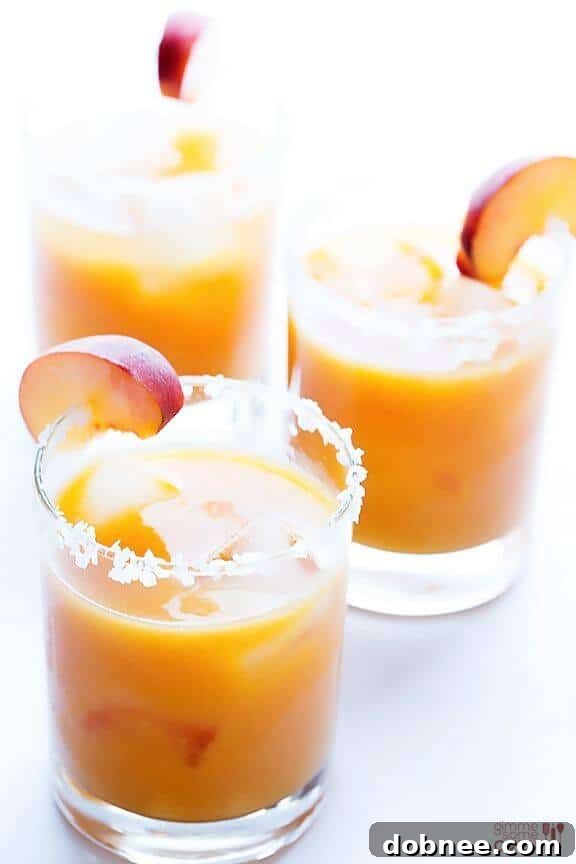 Fresh Peach Margarita | gimmesomeoven.com
