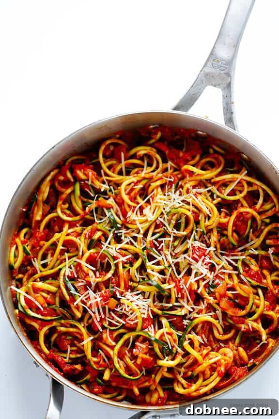 Robust Zoodle Marinara 6 Zoodles Marinara (Zucchini Noodles with Chunky Tomato Sauce) -- easy to make, and SO delicious! | gimmesomeoven.com