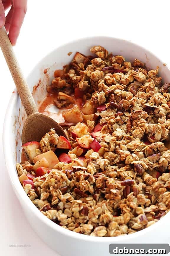 Delicious Gluten-Free Easy Apple Crisp, perfect for fall gatherings and family desserts, made with simple ingredients. Features a crunchy oat topping and tender spiced apples.