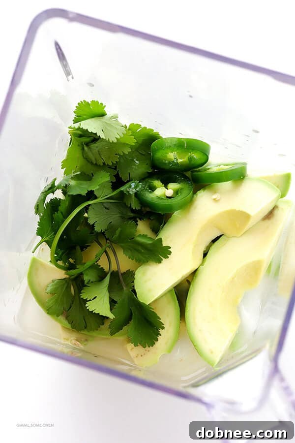 Avocado Margaritas Recipe -- a delicious and creamy twist on this classic cocktail! | gimmesomeoven.com