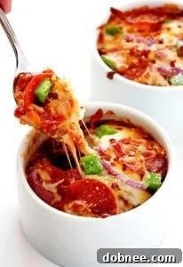 Easy Quinoa Pizza Bowls with pepperoni and peppers