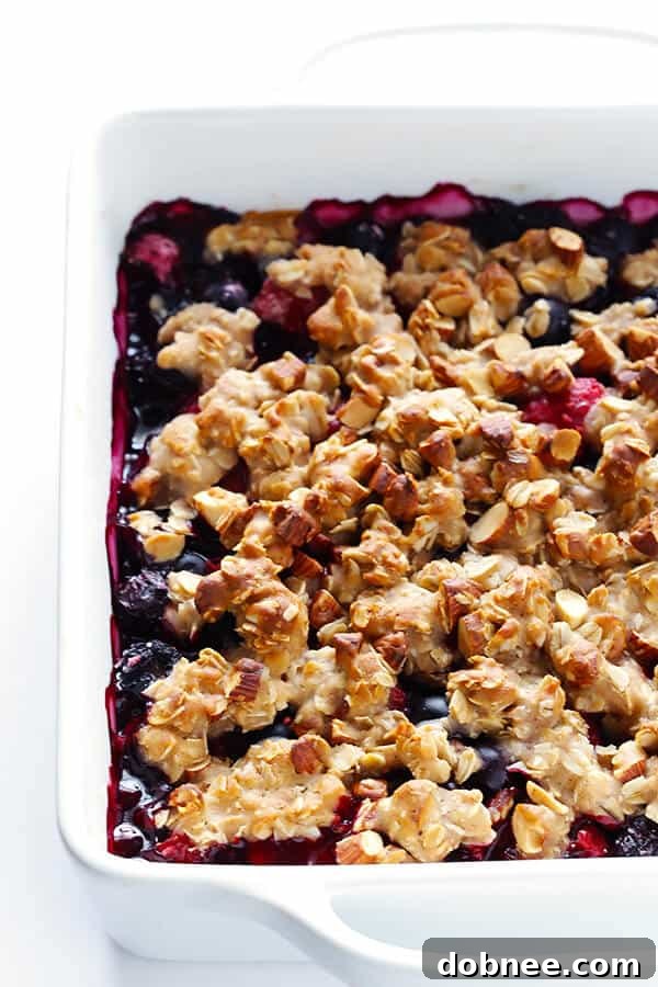 Mixed Berry Almond Crisp -- easy to make with any fresh berries you have on hand, and SO delicious and perfect for summer! (Gluten-free + Vegetarian + Vegan) | gimmesomeoven.com