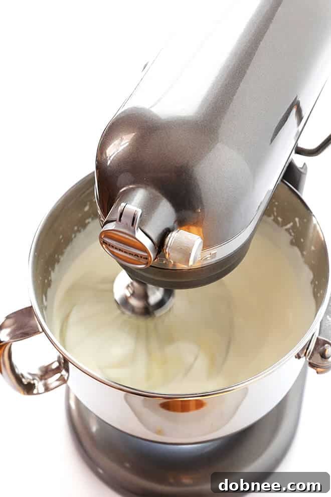 Whip Up Perfect Cream 3 Learn how to make homemade whipped cream with this easy recipe (and step-by-step video!). You can make it in a stand mixer, food processor, blender, immersion blender, mason jar, or by hand. | gimmesomeoven.com