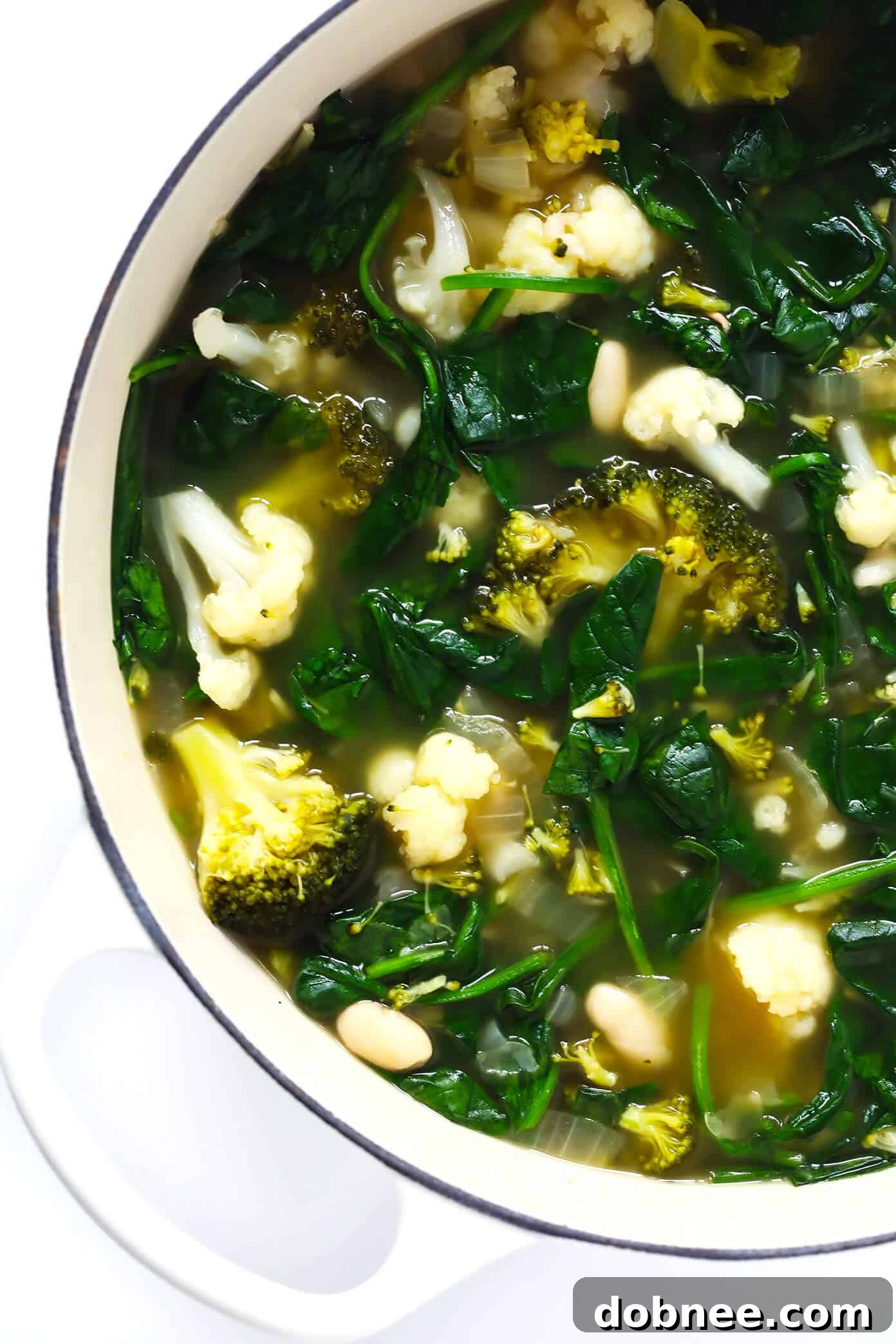 Close-up of freshly blended Green Goddess Soup