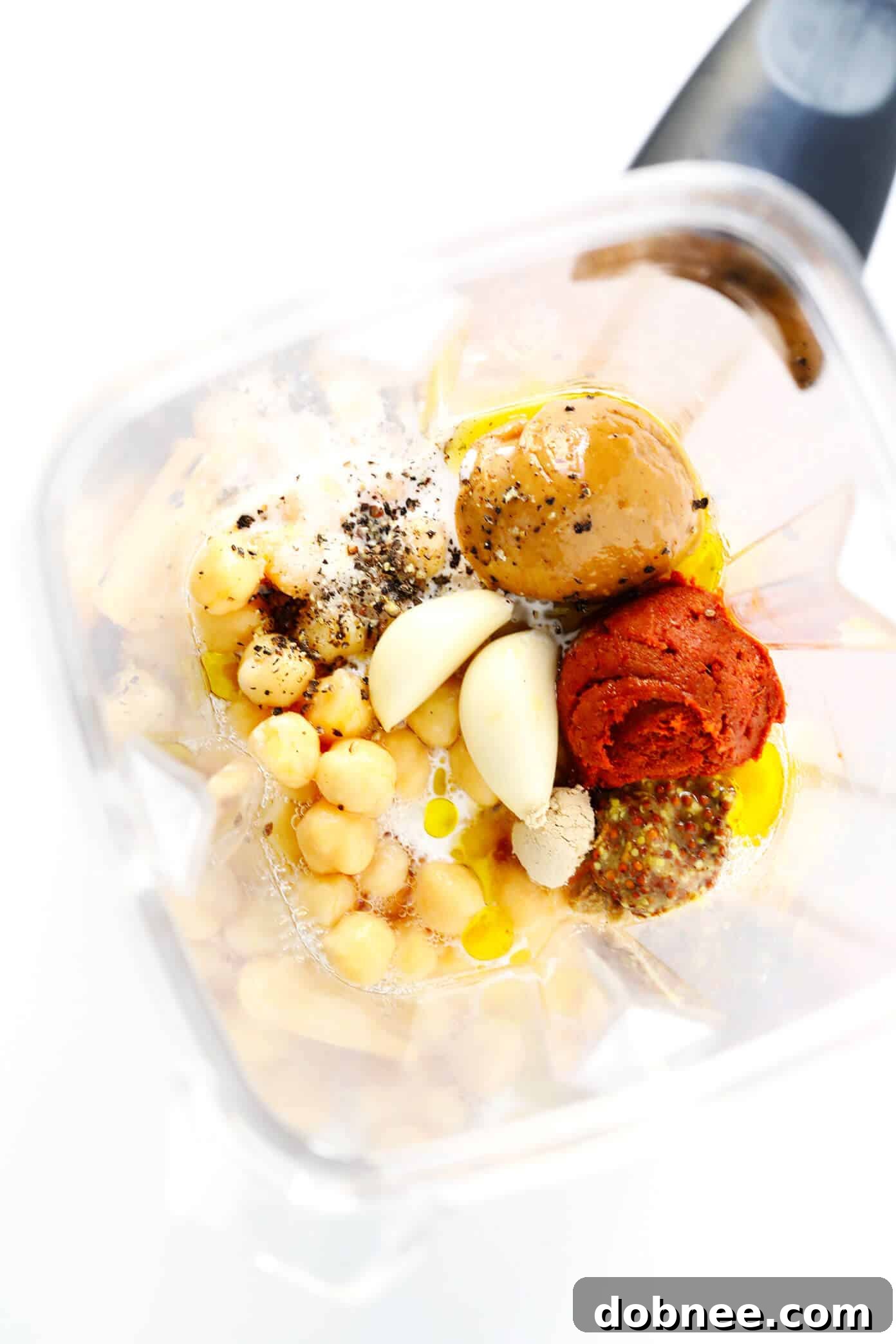 Creamy Red Curry Sauce with Chickpeas, ready for blending