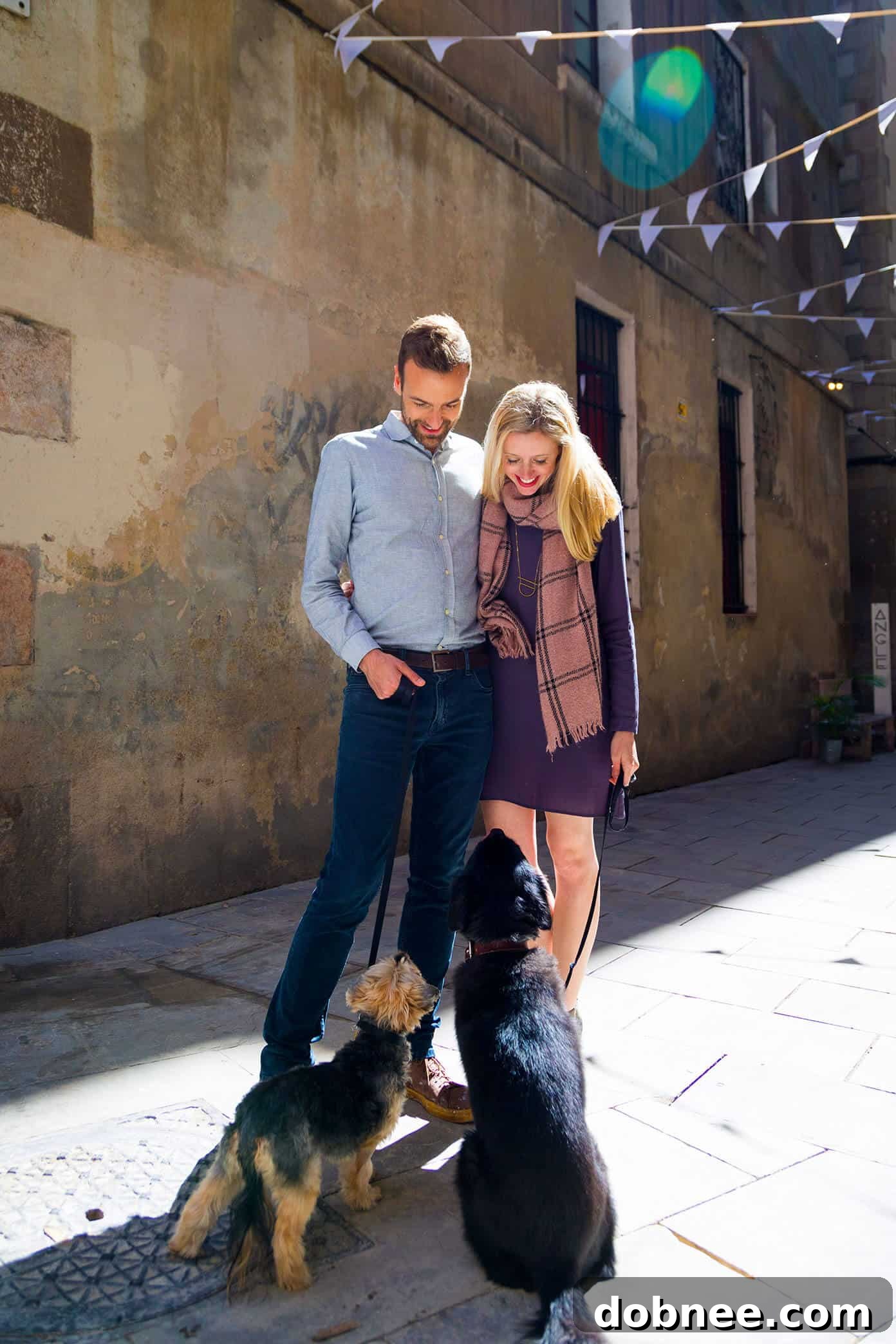 Expats Living In Barcelona enjoying Spanish wine