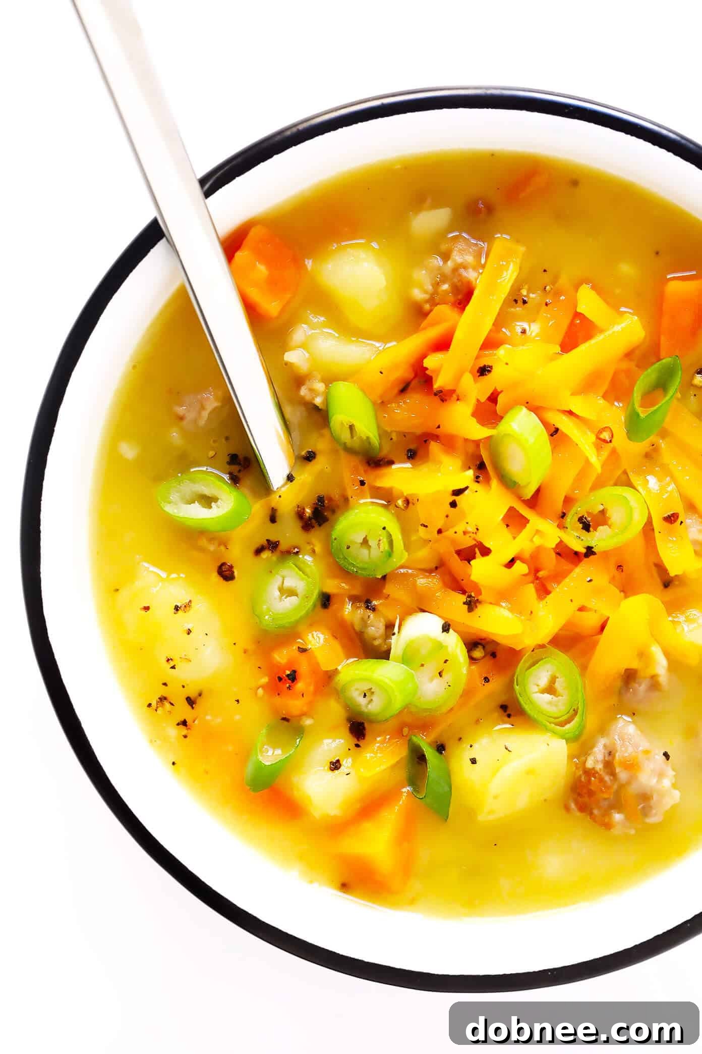 Turkey Cheeseburger Soup Recipe - Serving Suggestions for a Complete Meal