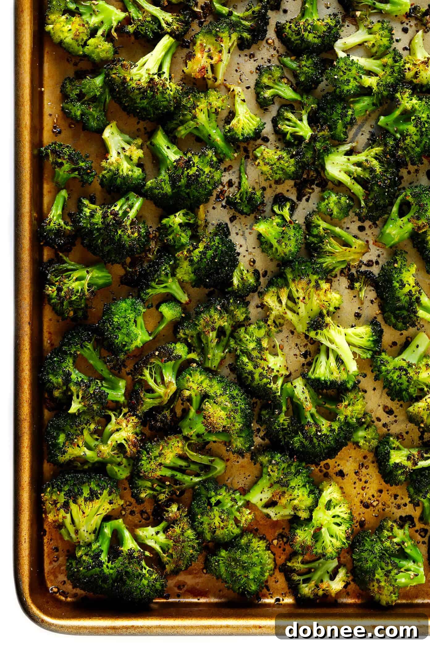 Roasted Broccoli, a key ingredient for healthy farro bowls, cooked to crispy perfection and adding texture and flavor to a vegan meal prep recipe.