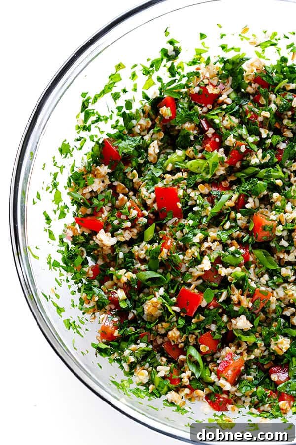 This classic tabbouleh recipe is easy to make with tons of fresh herbs, lemon and bulgur, and it always tastes SO refreshing! | gimmesomeoven.com