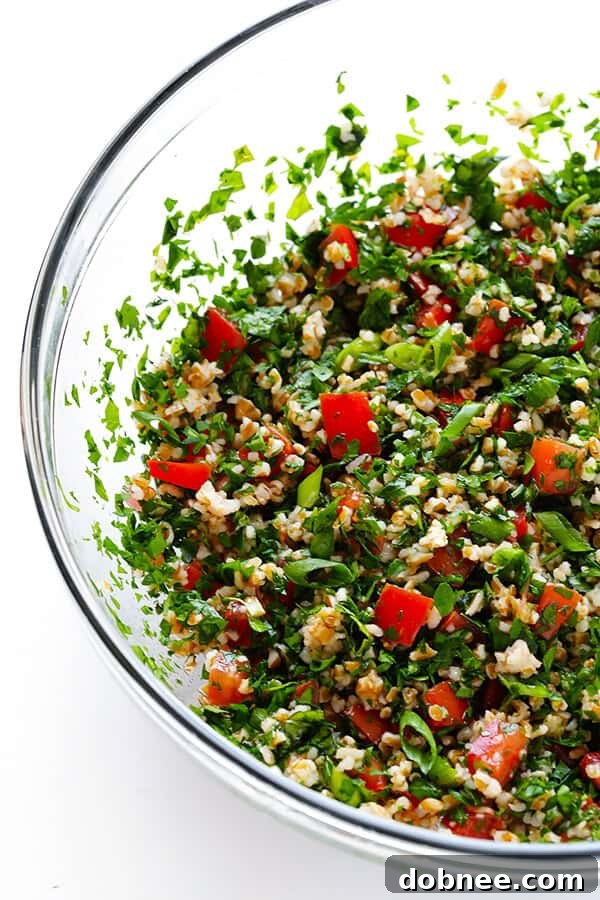 This classic tabbouleh recipe is easy to make with tons of fresh herbs, lemon and bulgur, and it always tastes SO refreshing! | gimmesomeoven.com