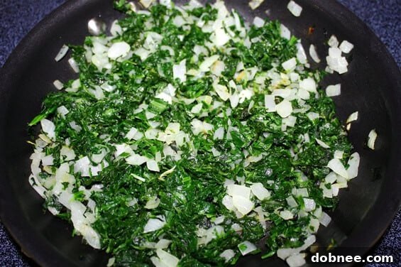 Spinach Onion and Garlic Fresh Spinach, Onion, and Garlic for Quiche