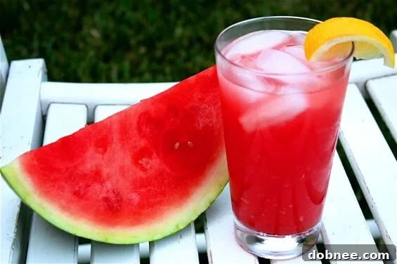 Delicious Watermelon Lemonade - The Ultimate Summer Refresher