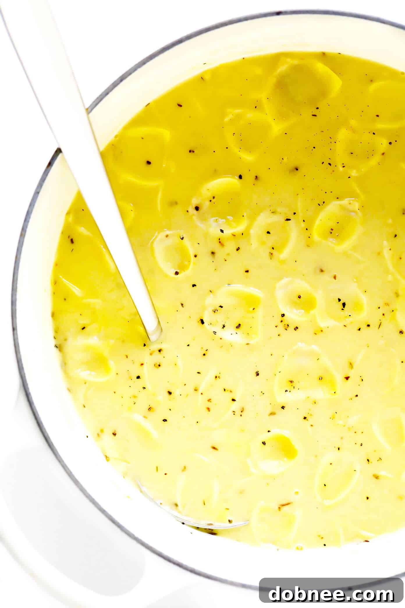 Easy Lemony Artichoke Soup, a delicious and quick recipe perfect for a comforting meal at home, featuring fresh lemon and tender artichoke petals.