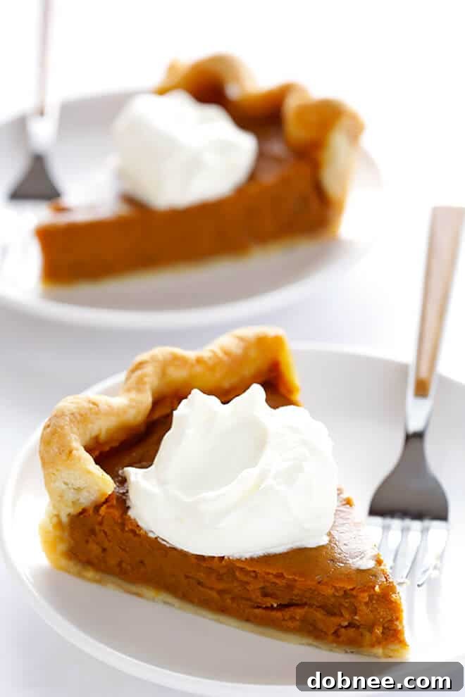 This homemade pumpkin pie spice is perfect for Bourbon Pumpkin Pie, lattes, cakes, cookies, bars, and all fall baking. Slice of Bourbon Pumpkin Pie