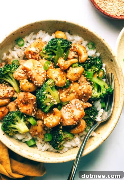 Cashew Chicken and Broccoli Stir-Fry