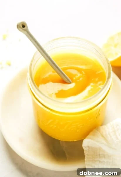 Homemade lemon curd in a jar
