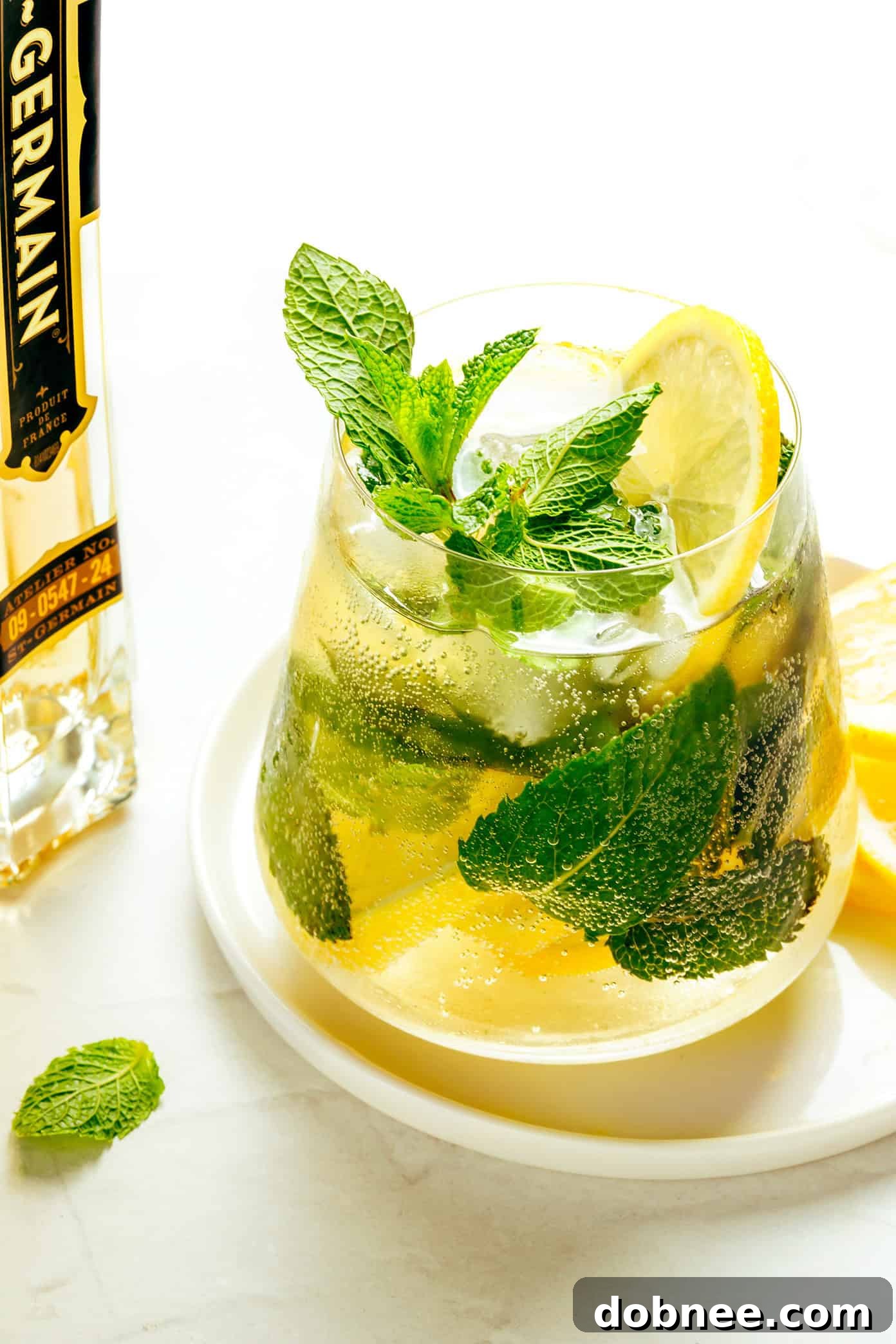 Hugo Spritz - a refreshing Italian cocktail for summer